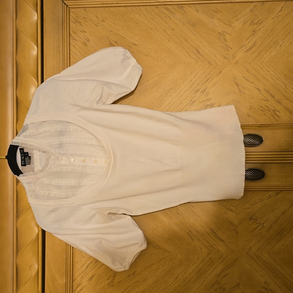 Tracy M. Size Large white blouse